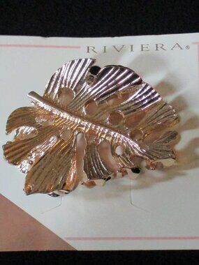 New Riviera  gold tone leaf claw clip hair accessory